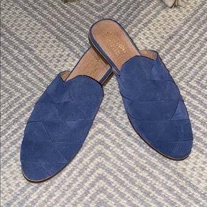 Worn once! Excellent condition!